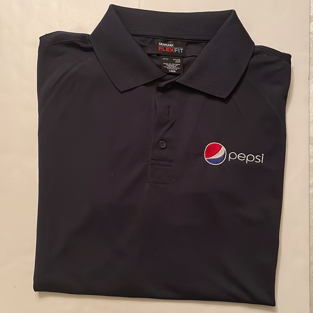 NWOT Aramark (Flex Fit) short sleeves navy blue polo shirt. Size L - Picture 13 of 15